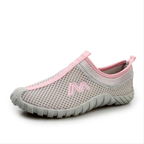 實(shí)際產(chǎn)品會(huì)因?yàn)榕蔚牟煌赡芘c網(wǎng)站的圖片不一致,以收到的